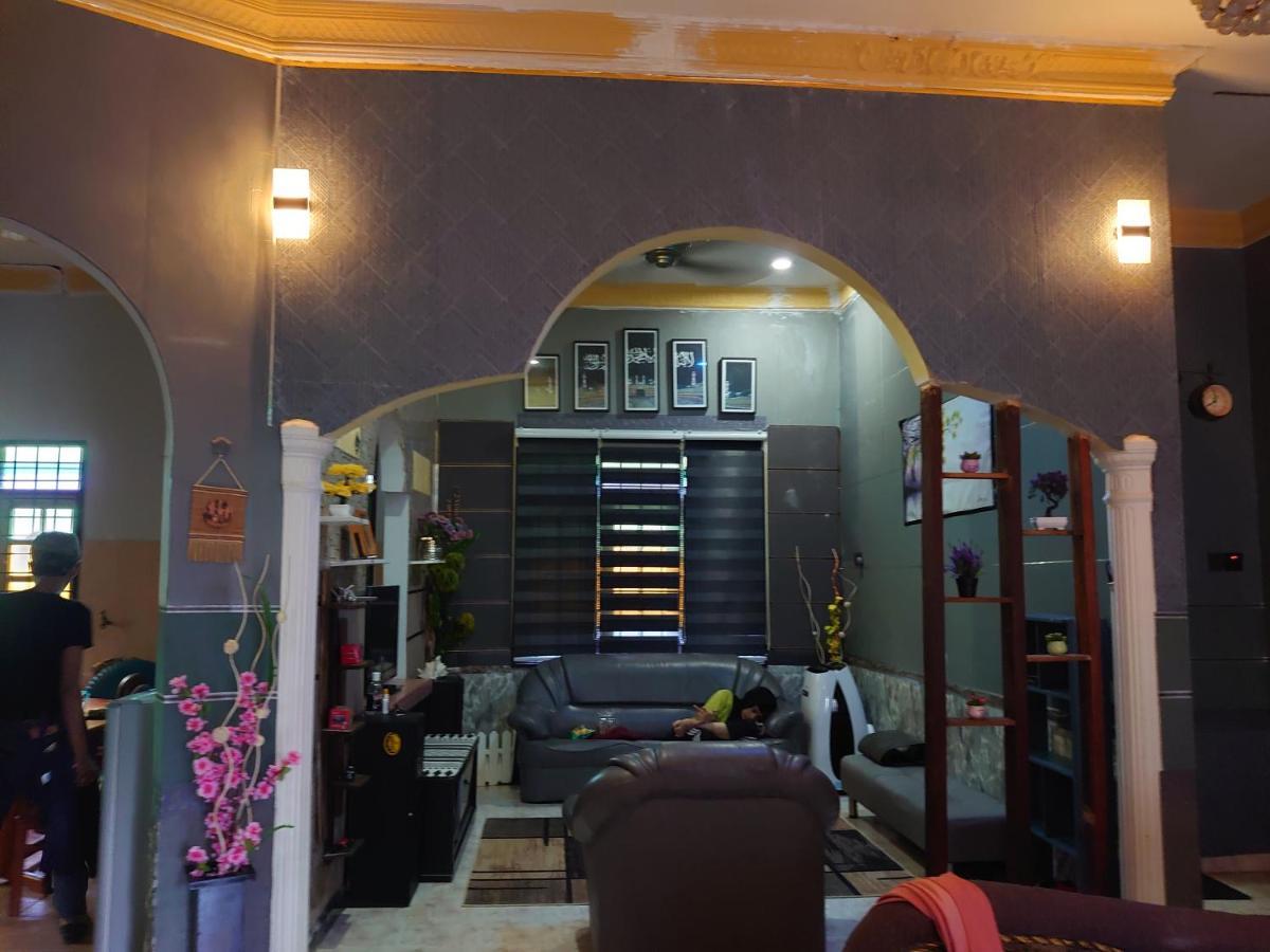 Umah Mama Apartment Куала Теренгану Екстериор снимка